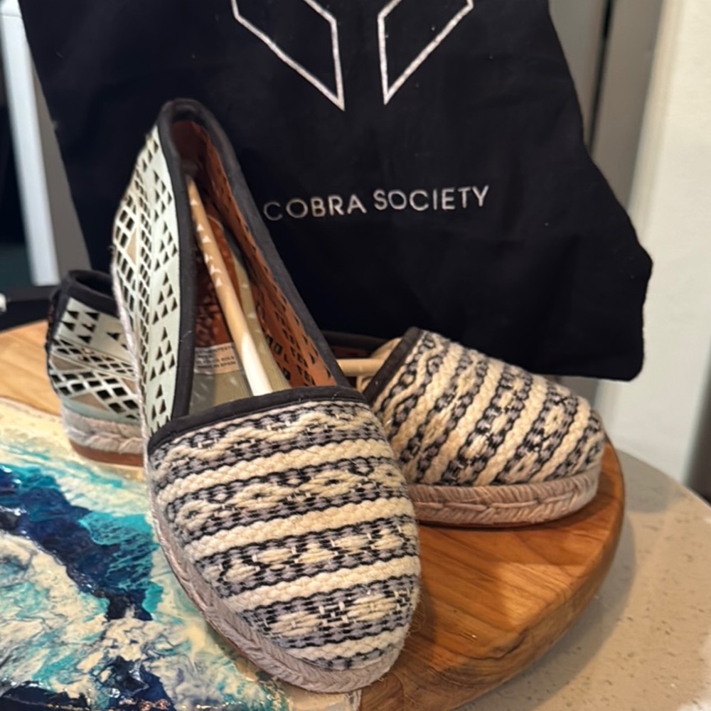 Cobra Society Black mint and Cream Espadrilles with Geometric Design